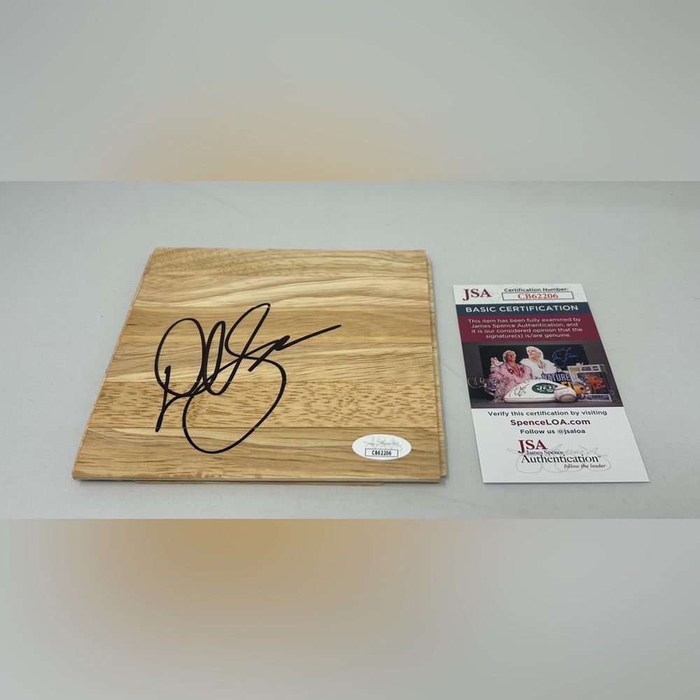 Darvin Ham signed 6x6 Floor Detroit Pistons Milwaukee Bucks Texas Tech JSA COA‎